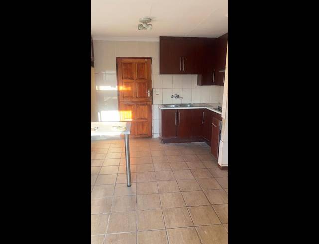 2 BEDROOM PROPERTY TO RENT IN THE ORCHARDS